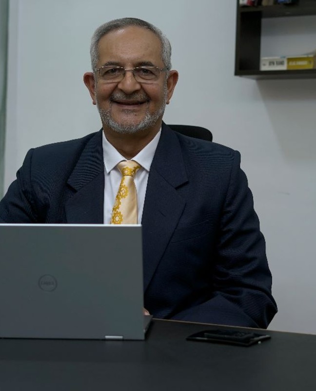 <a href='https://qgo.nistrimsha.com/elementor-10198/'>VINEET BAKHSHI</a>